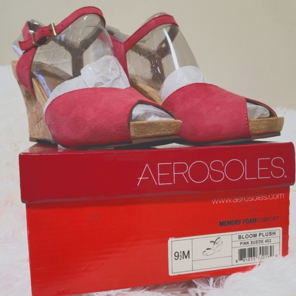 Aerosoles Bloom Plush Wedge